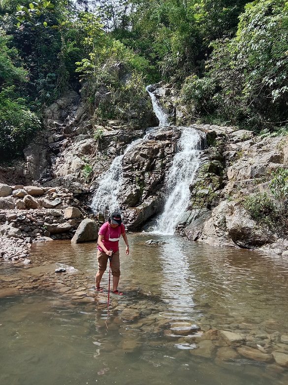 Trekking 5 curug Sentul